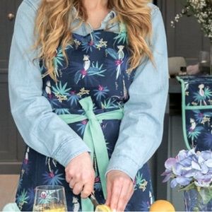 NWT Apron & Tea Towel Set